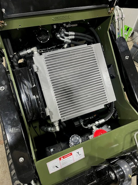 2025 Cartiwell CW-460 Mini Skidsteer with 3 stage pump and 25hp gas engine **New -- Green