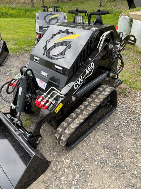 2026 Cartiwell CW-460 Mini Skidsteer with 3 stage pump and 25hp gas engine **New