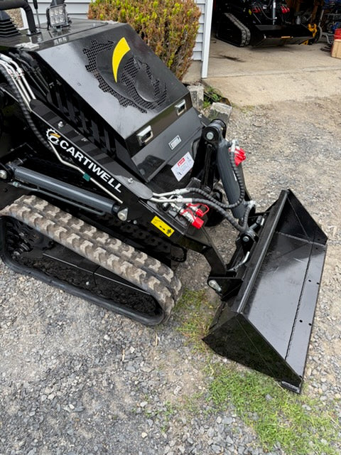 2026 Cartiwell CW-460 Mini Skidsteer with 3 stage pump and 25hp gas engine **New