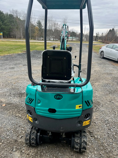 2025  CFG Industrial QK16R Mini Excavator with 13.5hp gas engine **New