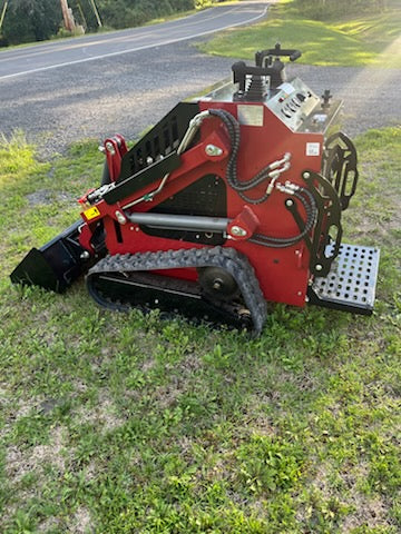 2025 Cartiwell CW-460 Mini Skidsteer with 3 stage pump and 25hp gas engine **New -- Maroon